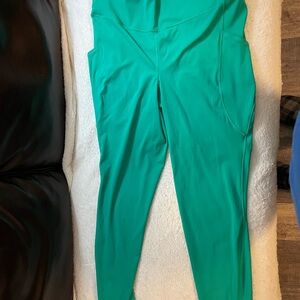 Lululemon Fast and Free High-Rise Tight with Pockets 25”